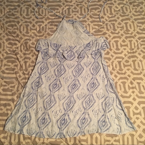 ⭐️SALE Blue/White Patterned Halter Dress w/ Ruffle - Picture 3 of 6
